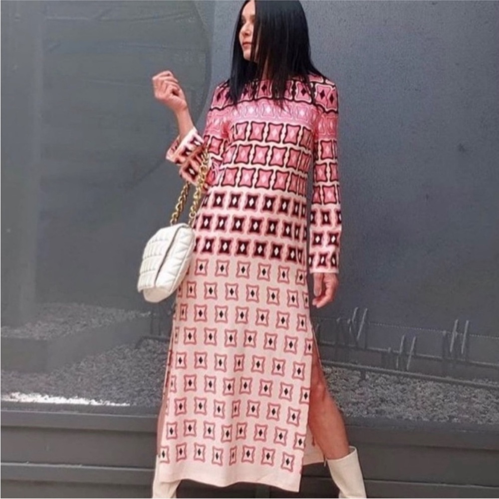 ZARA Pink Geometric Tunic Maxi Midi Dress Blogger
Favorite European Print Sz XS